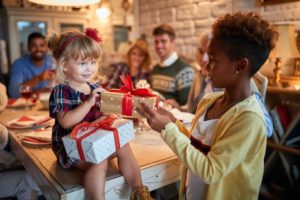 Inspiring Your Family with the Spirit of Generosity this Christmas: 5 Ways